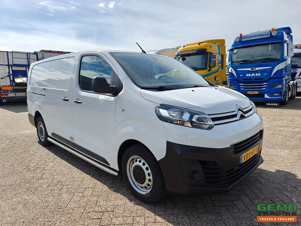 Citroën JUMPY Euro6AR - L2H1 - Navigation - Automatic - 3 Seats - Apple CarPlay/Android Auto