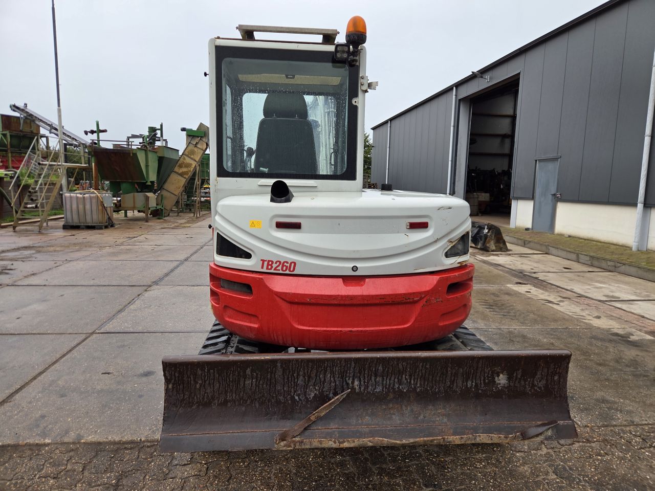 Takeuchi TB260