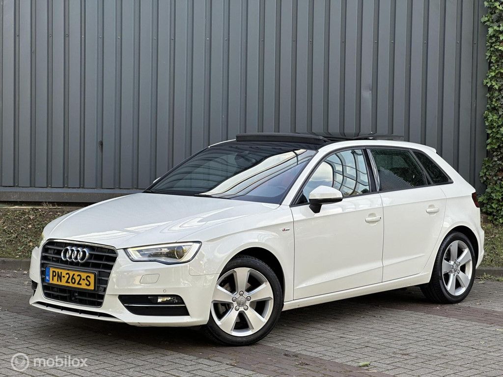 Audi A3 Sportback 1.4 TFSI S-Line|Pano|Keyless|Vol Leer|Led