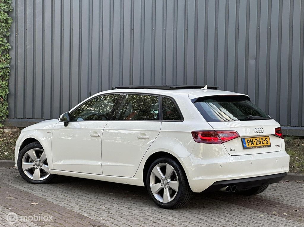 Audi A3 Sportback 1.4 TFSI S-Line|Pano|Keyless|Vol Leer|Led