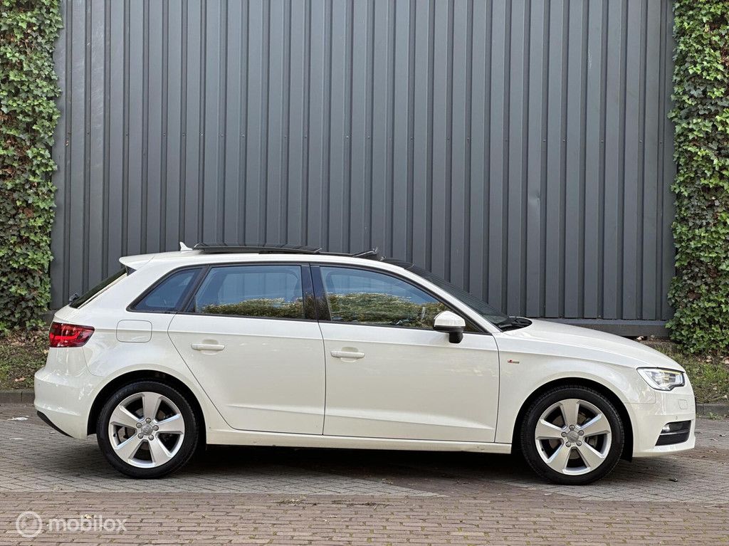 Audi A3 Sportback 1.4 TFSI S-Line|Pano|Keyless|Vol Leer|Led