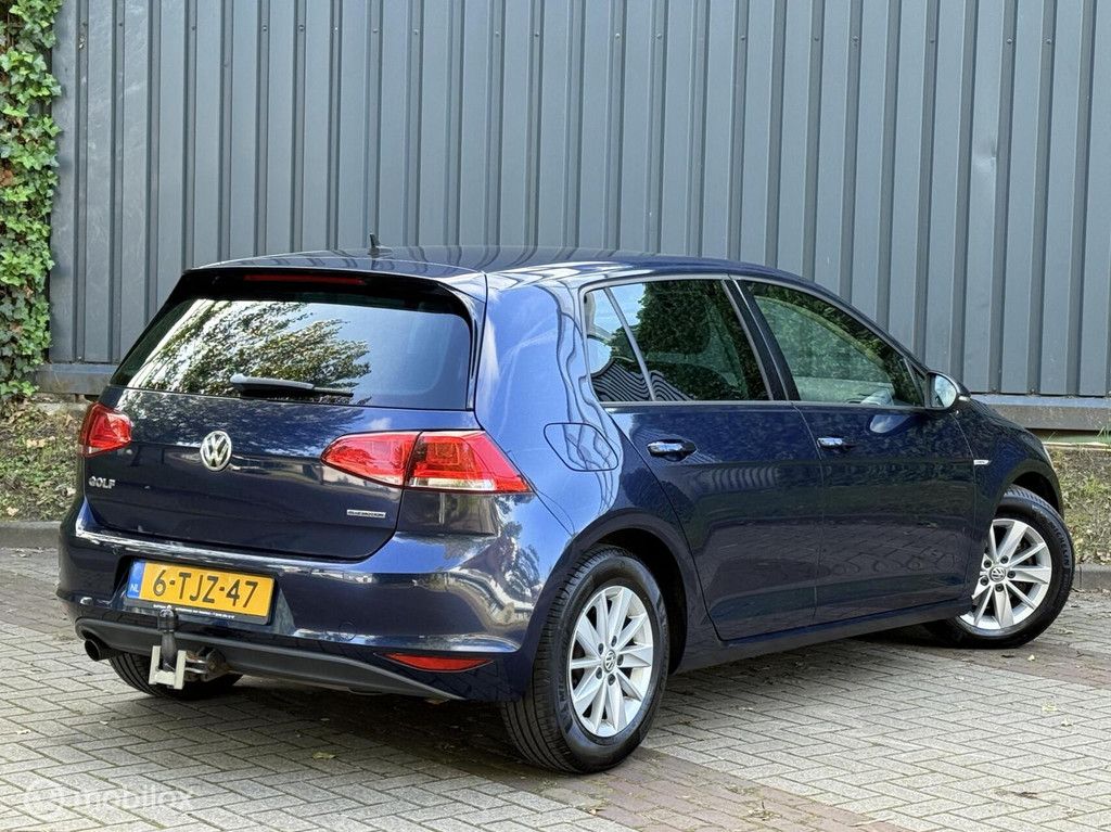 Volkswagen Golf 1.6 TDI Edition BlueMotion|Navi|Trekhaak|pdc