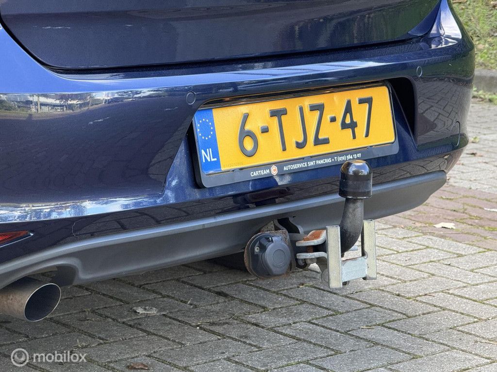 Volkswagen Golf 1.6 TDI Edition BlueMotion|Navi|Trekhaak|pdc