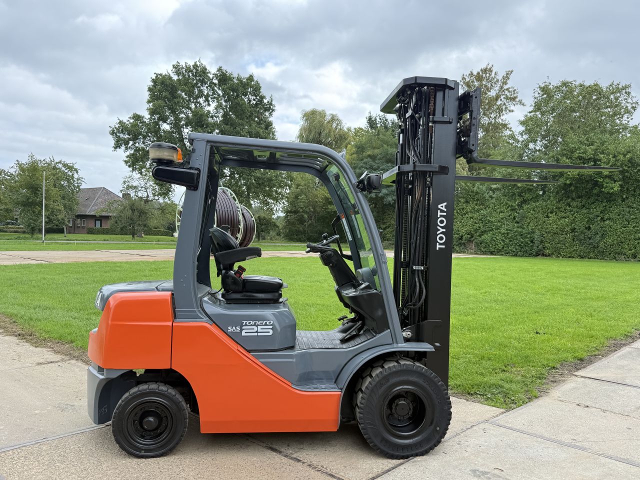 Toyota 2.5 tonner diesel triplex 6M Sideshift vorkversteller