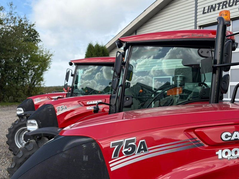 Case IH Farmall 75 A med vendegear og brede hjul