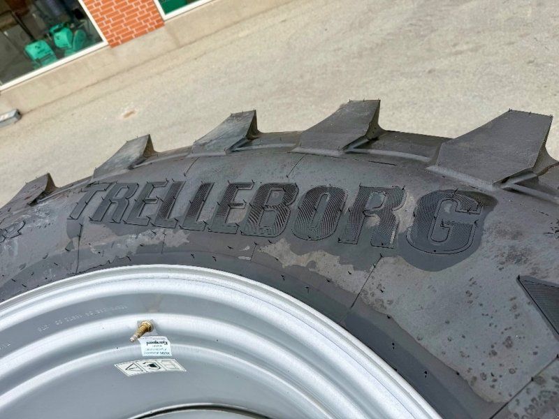 Trelleborg 710/75 R42 TM 300 High Power