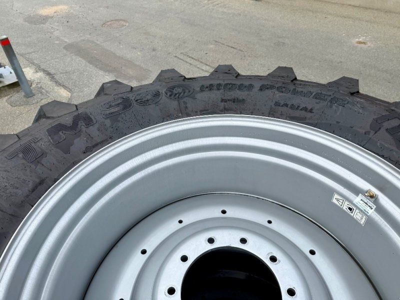 Trelleborg 710/75 R42 TM 300 High Power