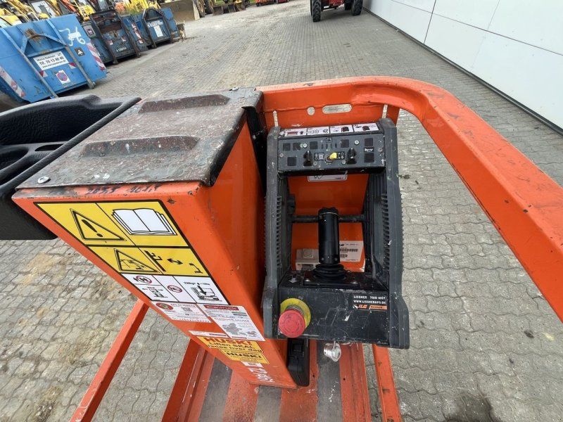 JLG 1230ES