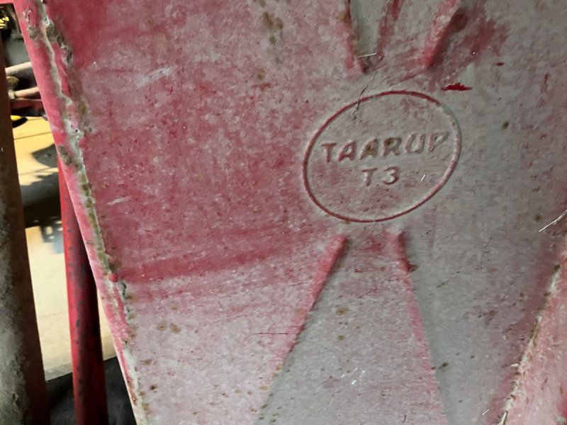 Taarup T3, side højtip vogn. T3