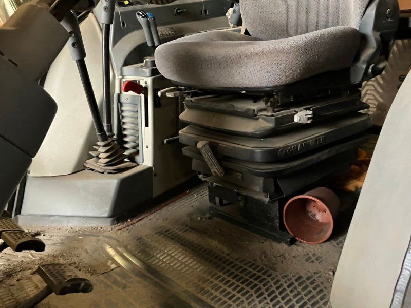 Valtra 6750-- KUN 3792 timer SÆLGES FOR KUNDE--
