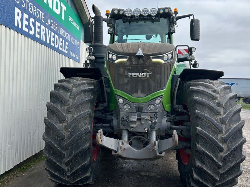 Fendt 1042 Vario S4 Profi Plus