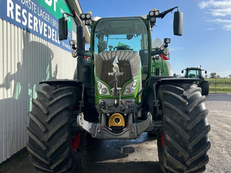 Fendt 722 Vario S4 Profi Plus Med Front PTO