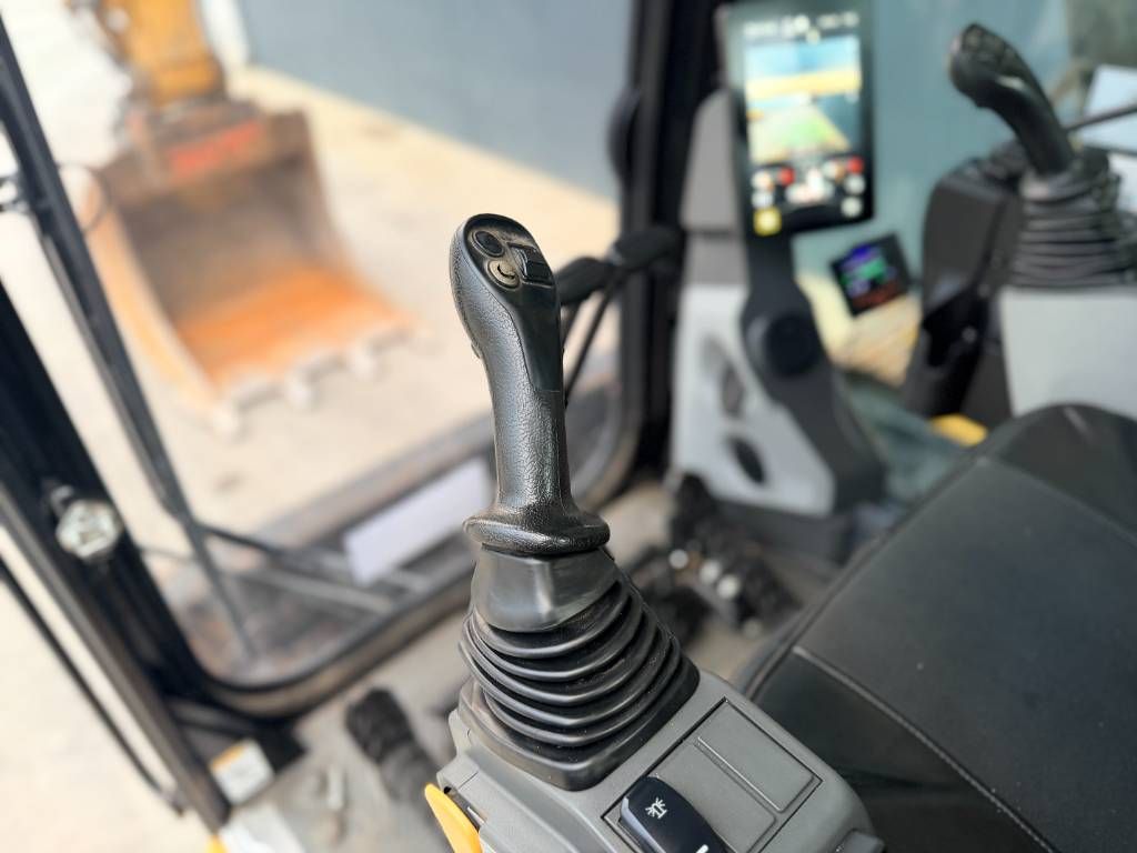 CAT 325 07A | OQ80 | Blade | Generator