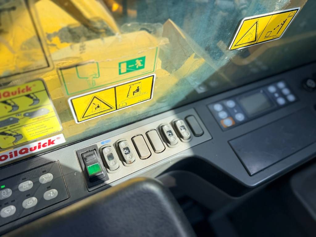 CAT 329E LN