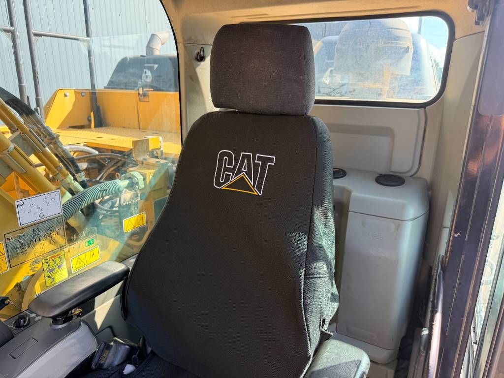 CAT 329E LN