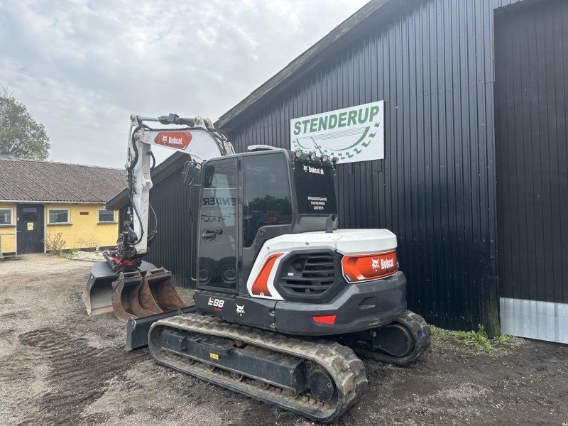 Bobcat E88