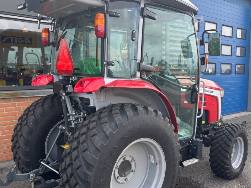 Massey Ferguson 2M.65 inkl. Frontlift og PTO