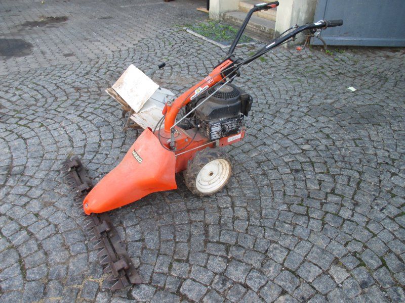 Eurosystems M 220 mit Doppelmesserbalken 110 cm und Fräse leicht rep.bedürft
