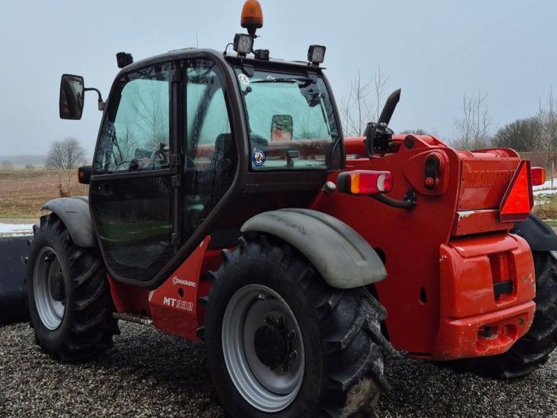 Manitou MT932