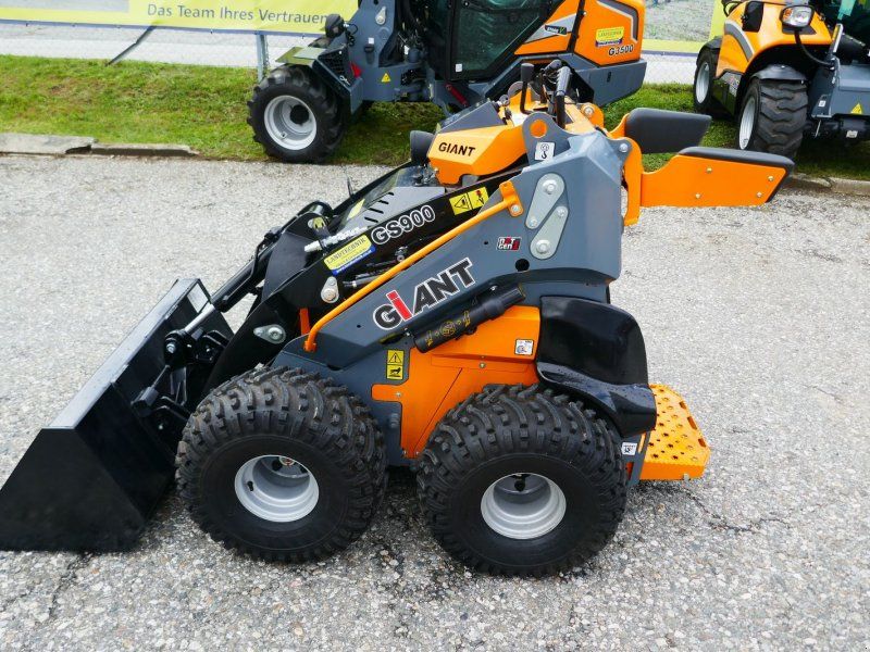 Giant GS 900 D