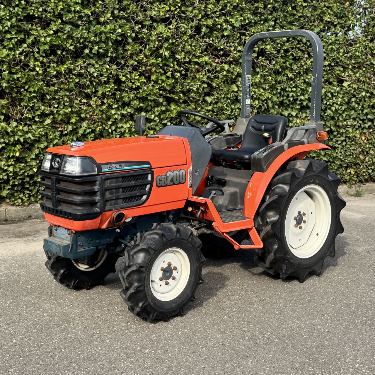 KUBOTA GB200