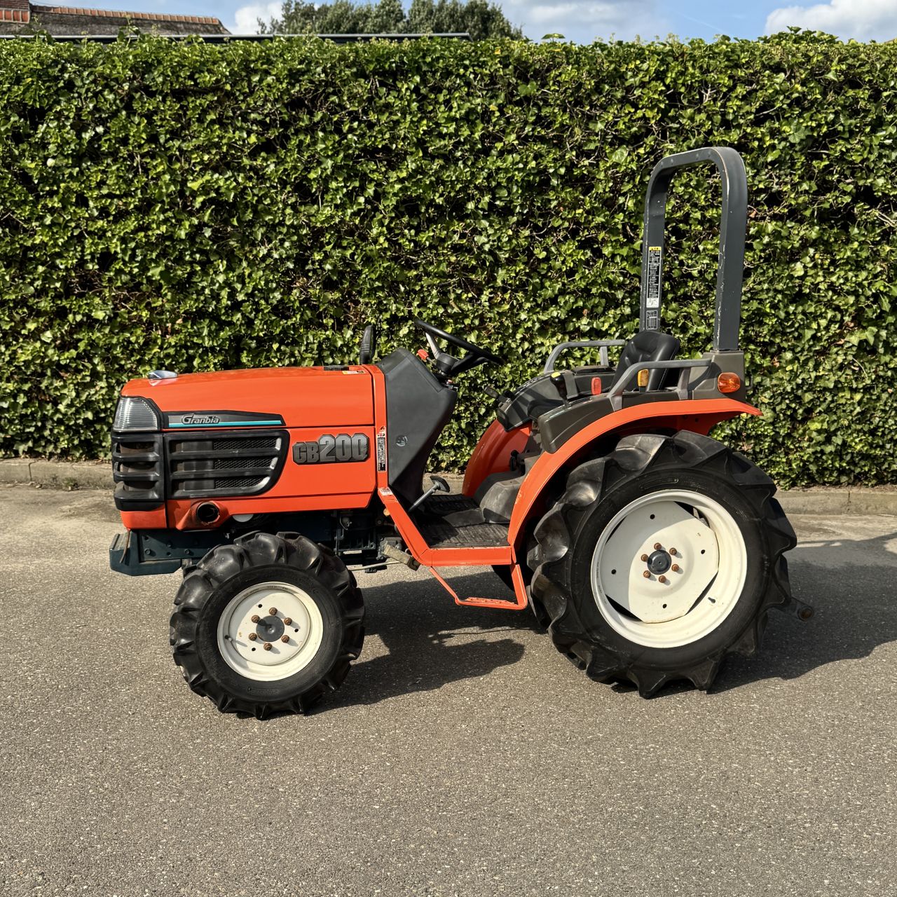 KUBOTA GB200