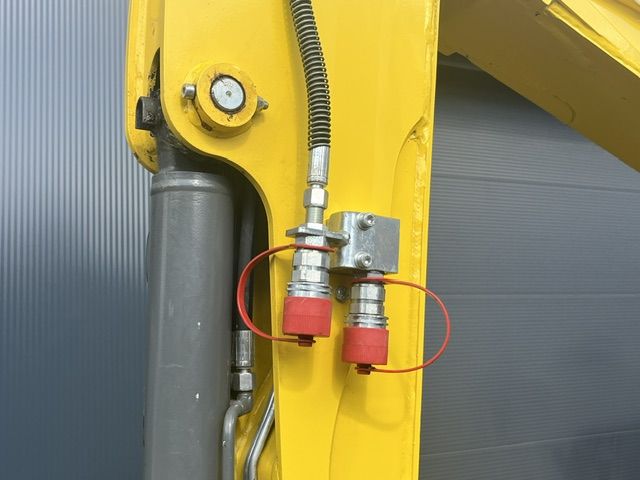 Minigraver Wacker Neuson ET20 VDS urenstand 560 uur.