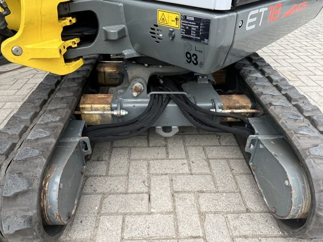 Minigraver Wacker Neuson ET18 VDS urenstand 484 uur.