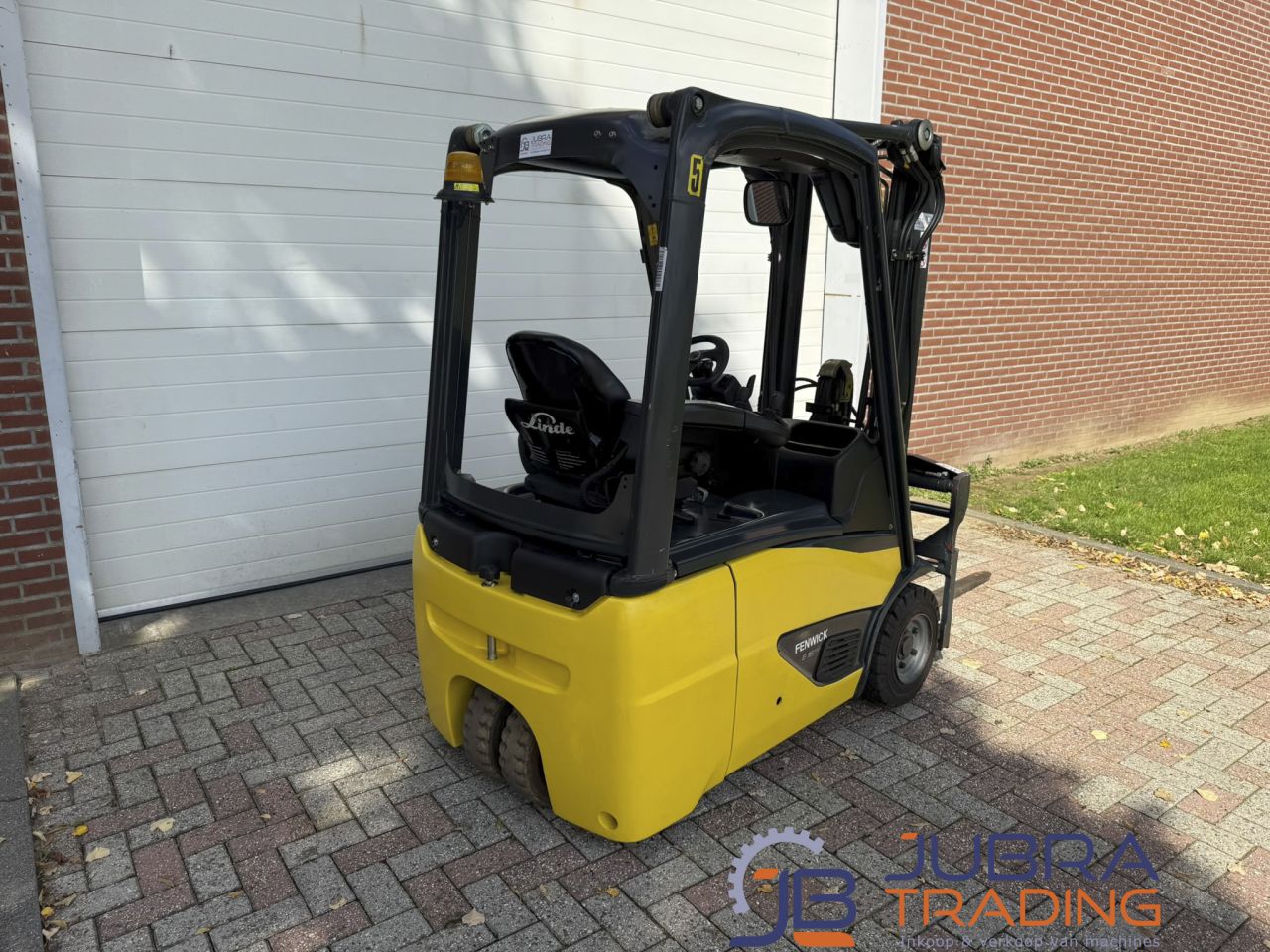 Linde E16C-02 Elektro-Gabelstapler | 2015 | 3341Std. | 1.6T | 3M