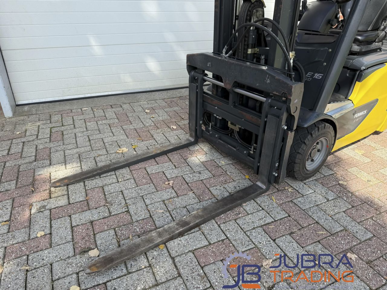 Linde E16C-02 Elektro-Gabelstapler | 2015 | 3341Std. | 1.6T | 3M