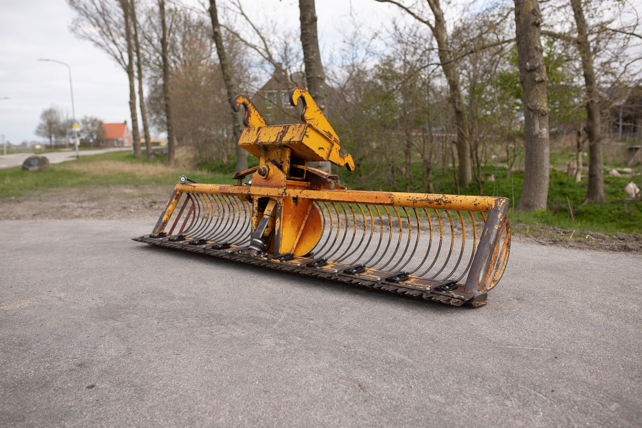 Herder 300 maaikorf