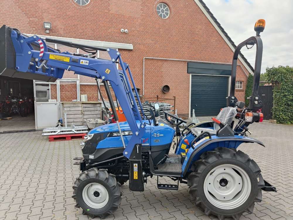Solis 26 met voorlader NIEUW