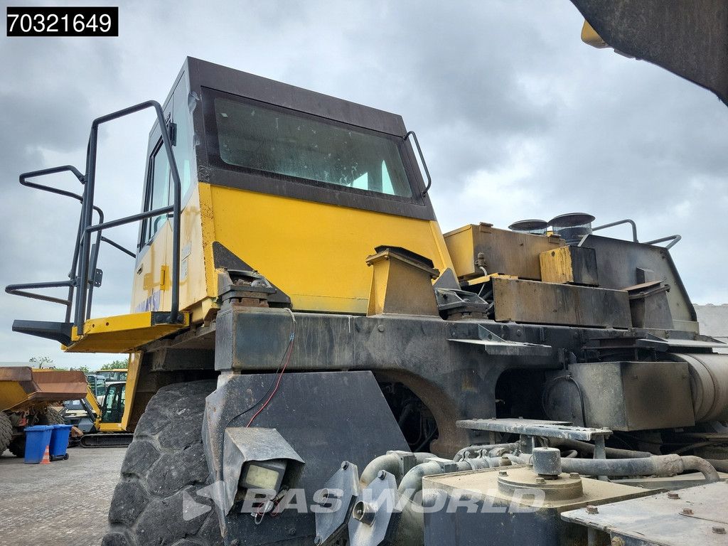 Komatsu HD605 -7E0