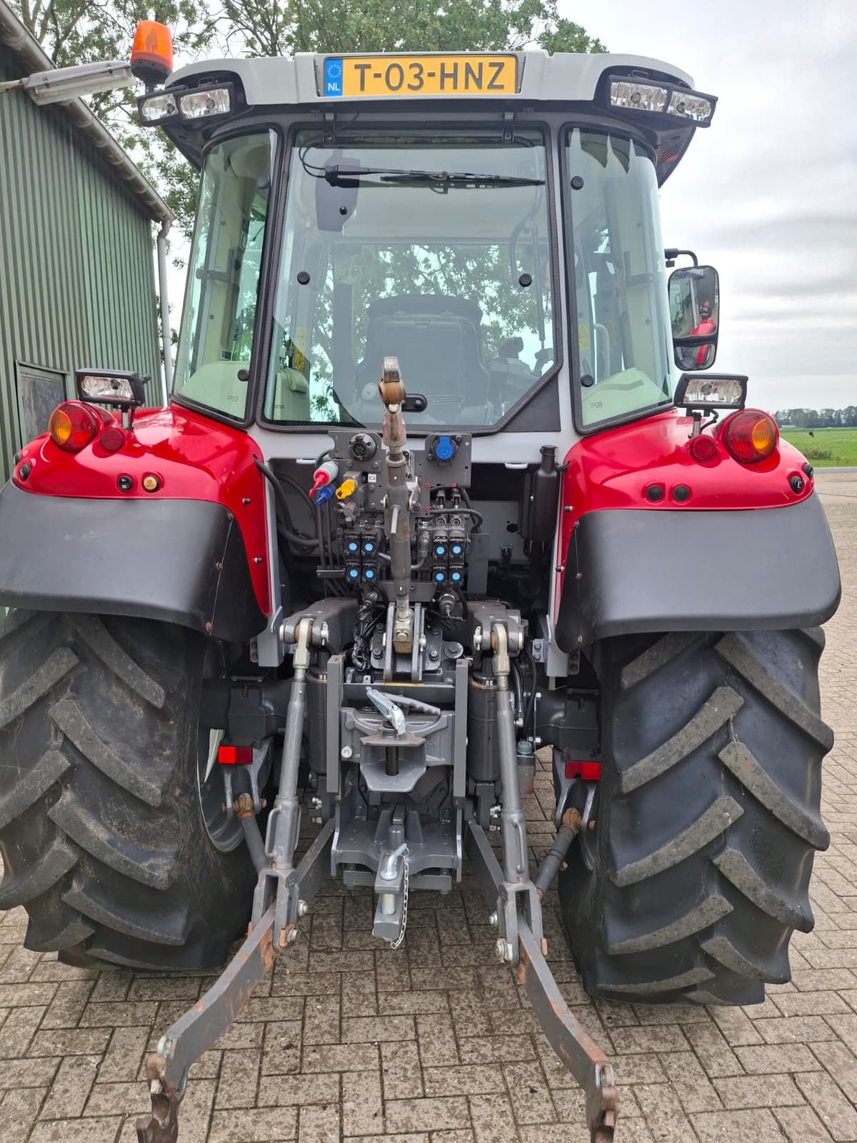Massey Ferguson 5s.105 Dyna 6