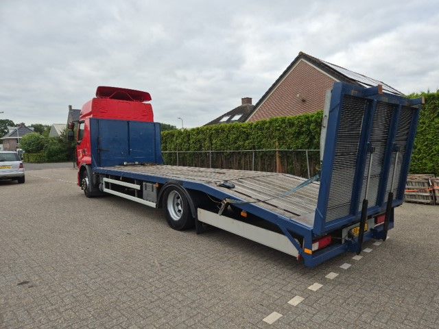 Renault Premium machine transporter.