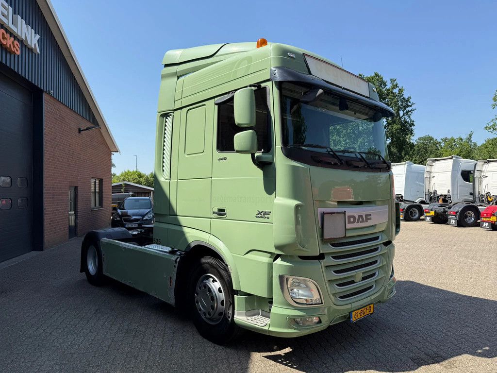 DAF XF 440 6x2 FTP Midlift Standairco NL Truck