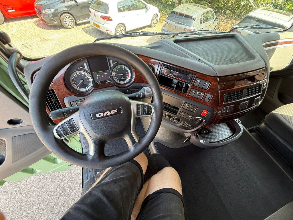 DAF XF 440 6x2 FTP Midlift Standairco NL Truck