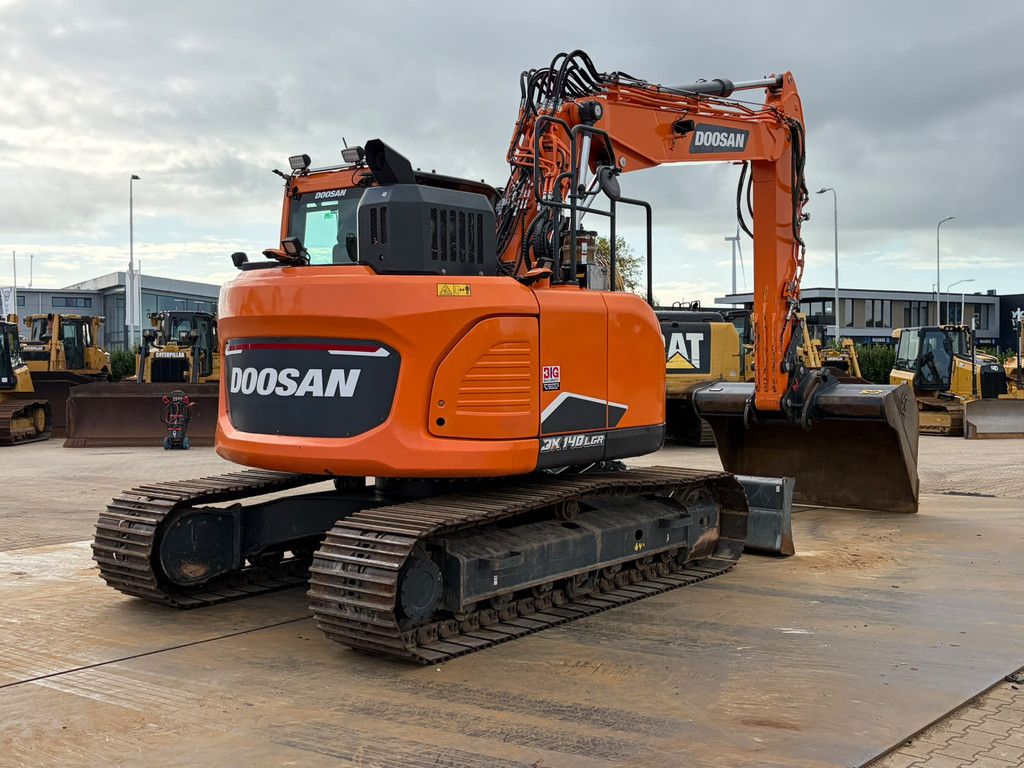 Doosan DX140LCR-7