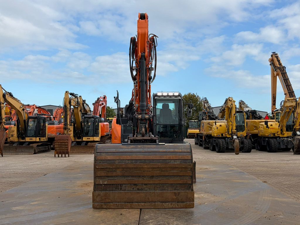 Doosan DX140LCR-7