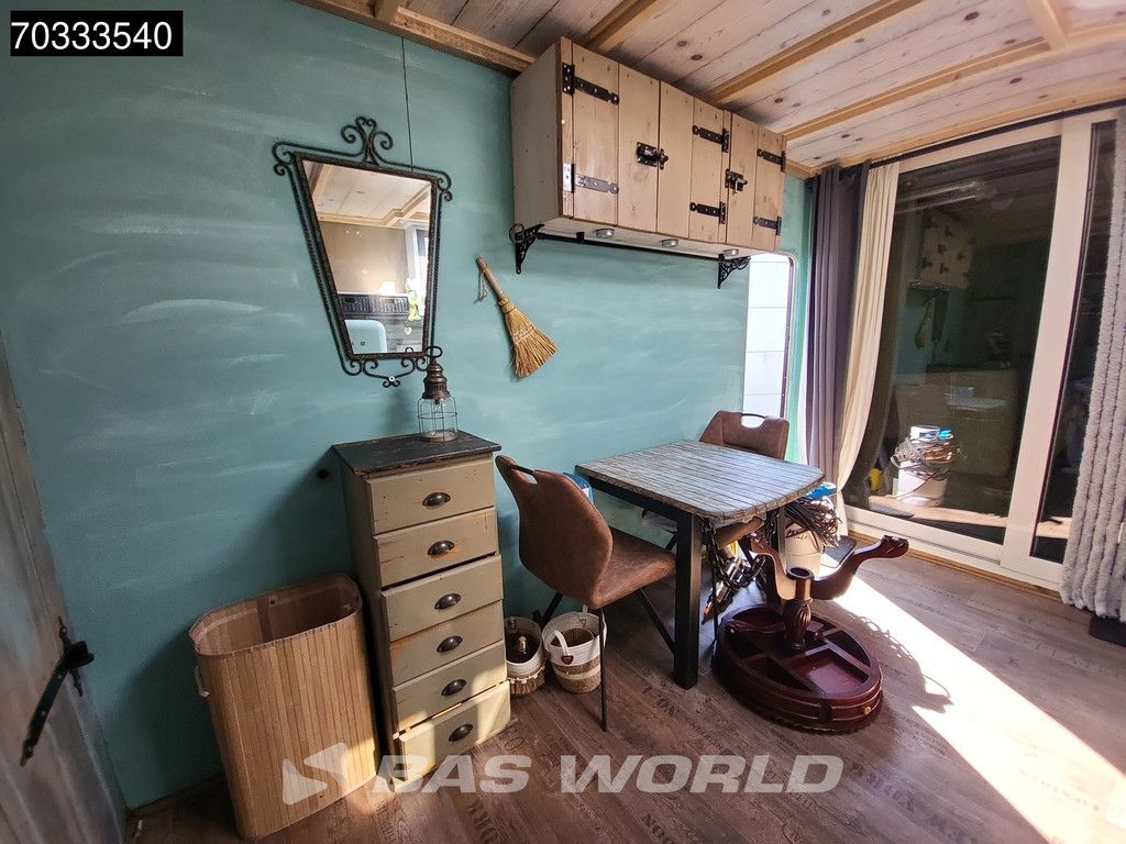 Renault Midlum Midlum 160 4X2 7.5 tons NL Camper truck Living + Bed Tiny House + Veranda Euro 4