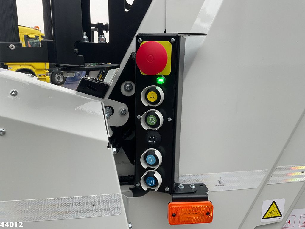FUSO Canter Terberg 7 m³