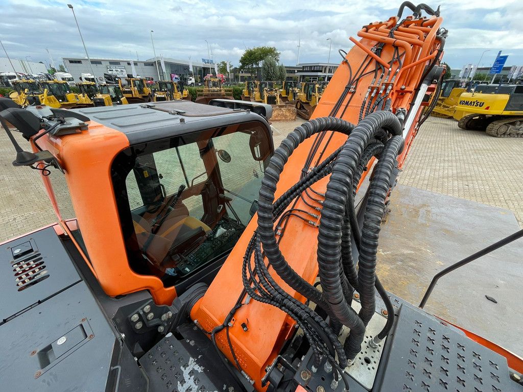 Doosan DX235LCR-5