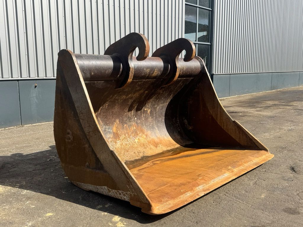 Verachtert Ditch cleaning bucket CW70