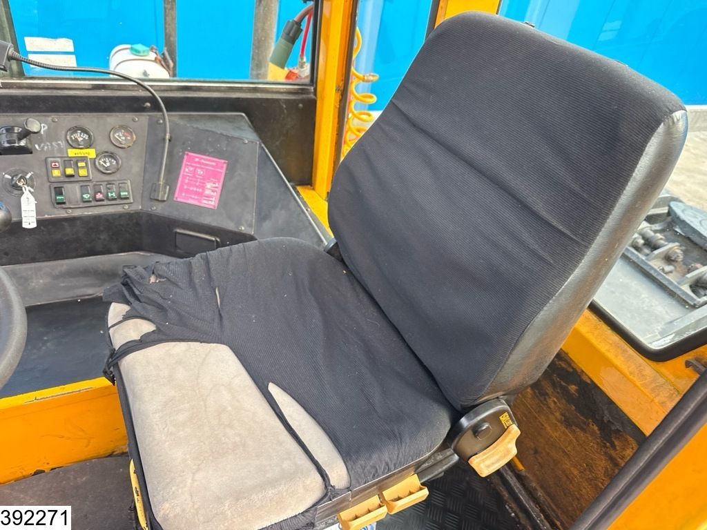 Terberg RT 22 17.665 uur, 4x4