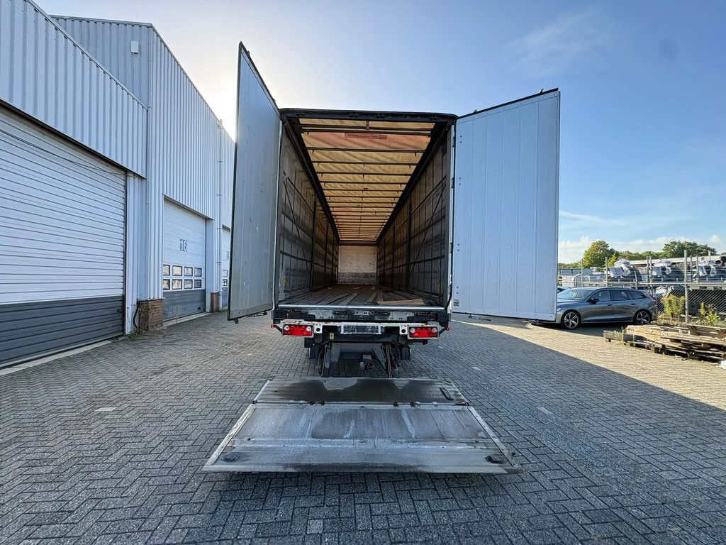 Schmitz Cargobull SAH Pritsche/Plane 2.000KG LBW