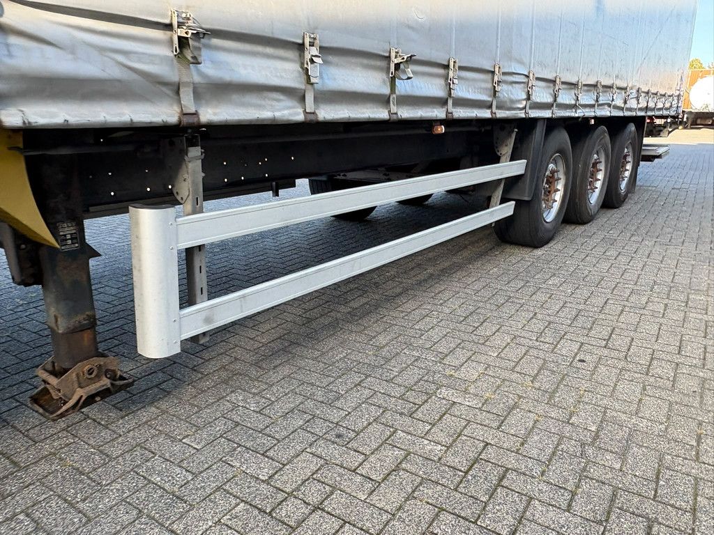 Schmitz Cargobull SAH Pritsche/Plane 2.000KG LBW