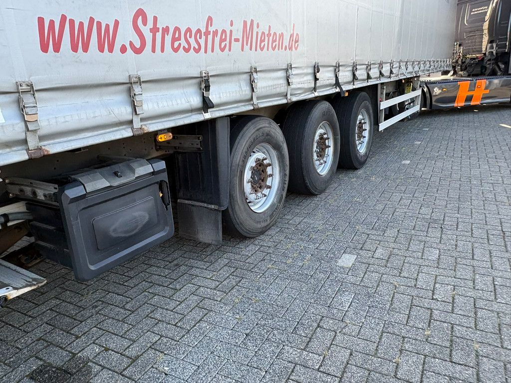 Schmitz Cargobull SAH Pritsche/Plane 2.000KG LBW