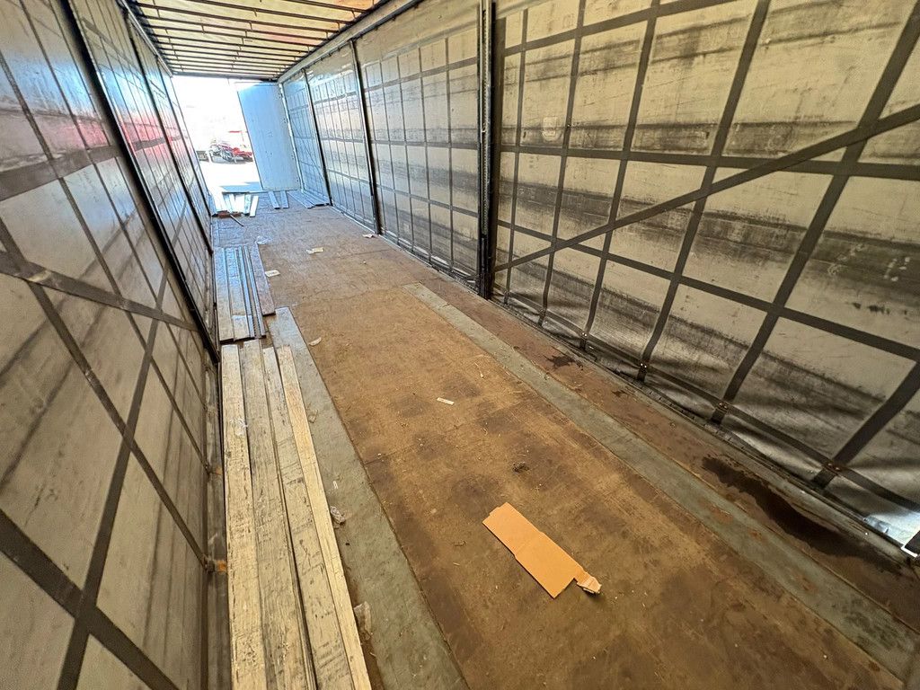 Schmitz Cargobull SAH Pritsche/Plane 2.000KG LBW