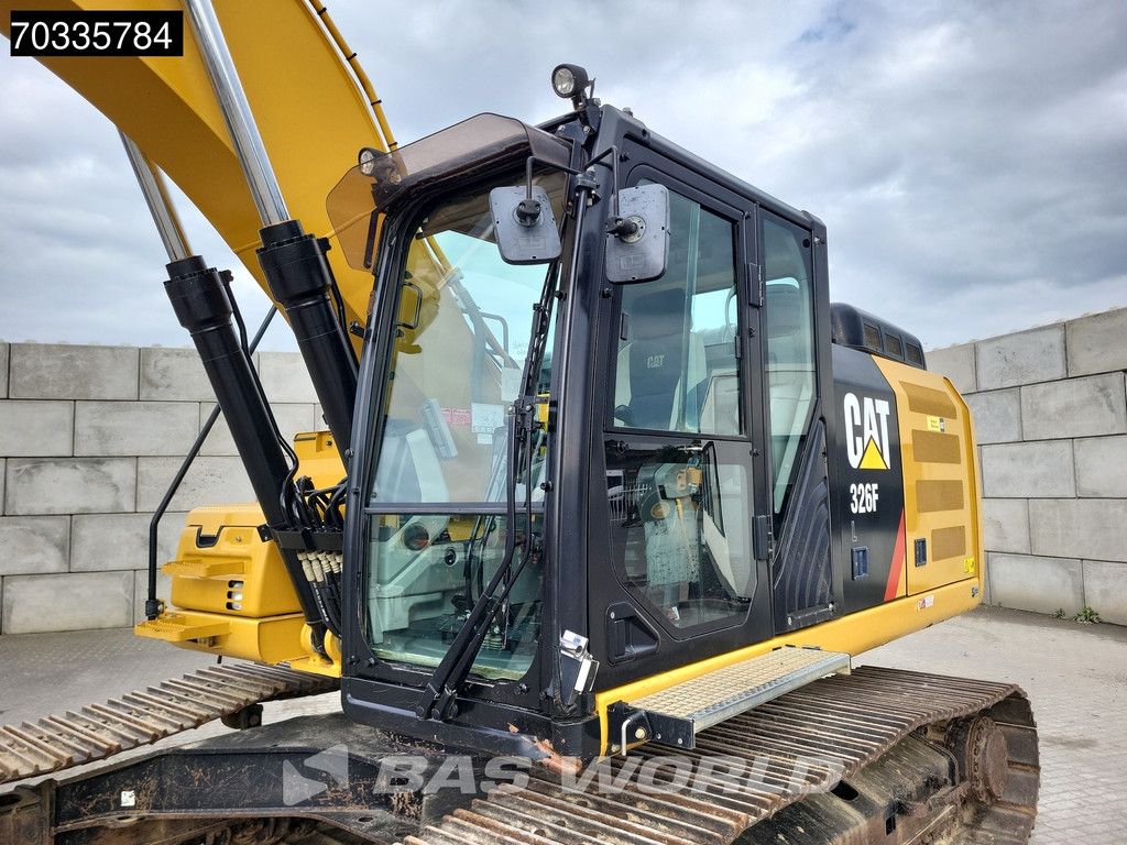 Caterpillar 326 F L