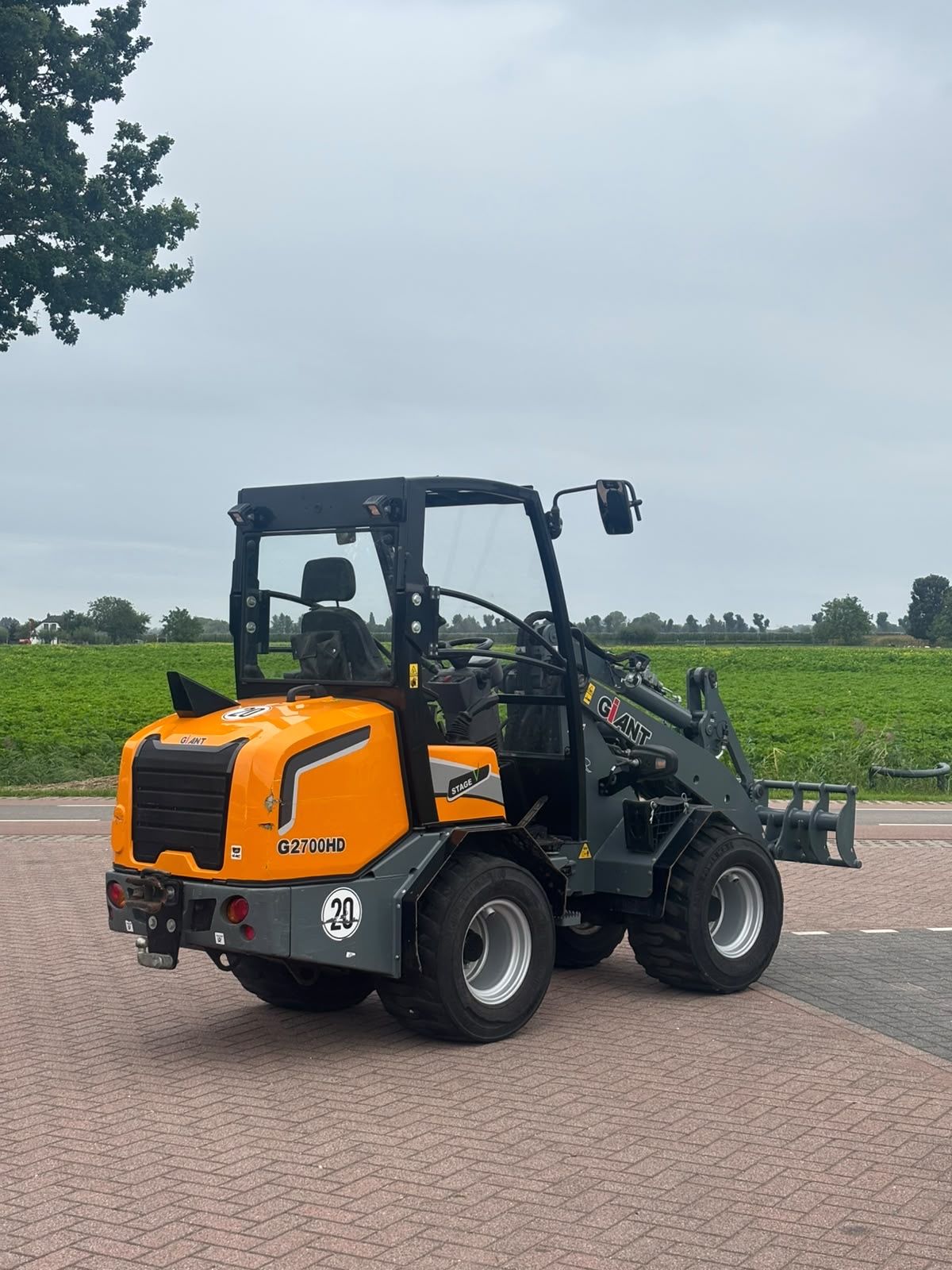 Giant g2700hd | 2022 | handgas